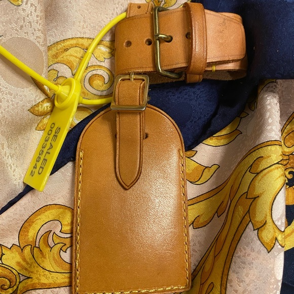 Classic Louis Vuitton Vachetta luggage tag/handle belt set (Poignet). EUC. - Picture 2 of 4